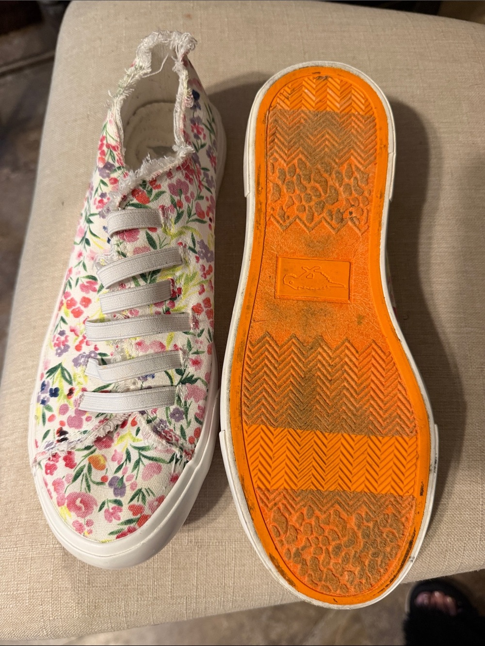 Rocket Dog White Canvas Sneakers with Pink, Green & Blue Floral Print - Picture 3 of 3